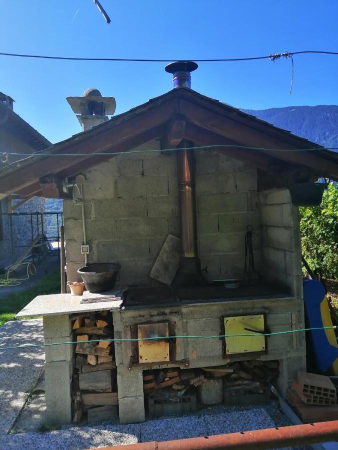 Casa Vacanze La Ca Del Cunfec 松德里奥 外观 照片