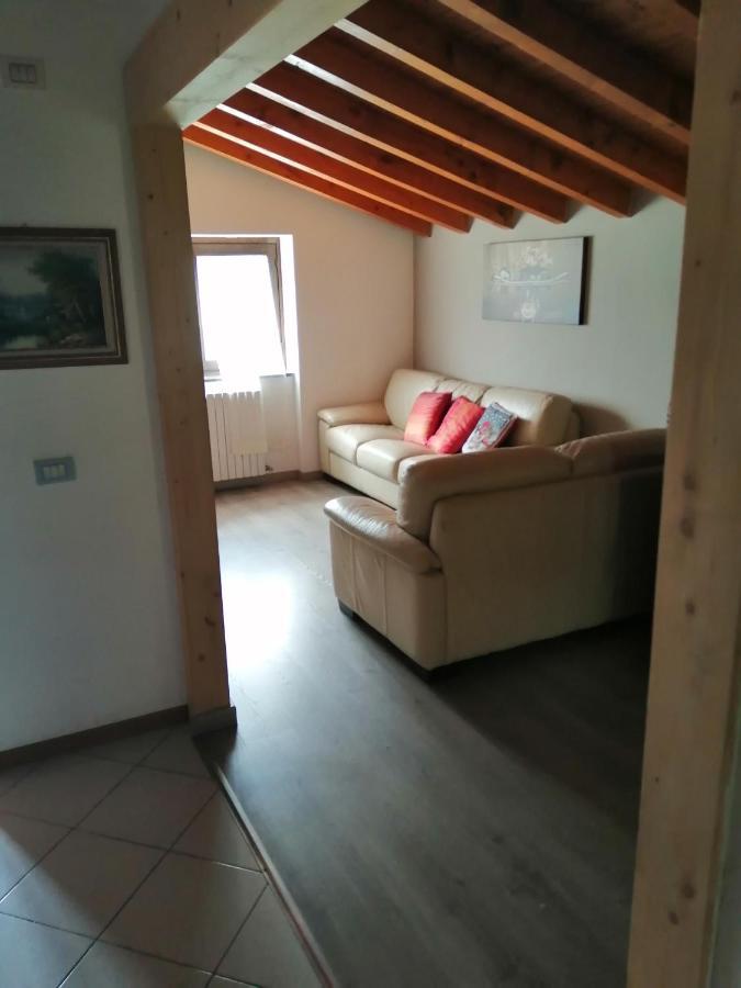 Casa Vacanze La Ca Del Cunfec 松德里奥 外观 照片